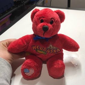Symbolz red  Nebraska bear